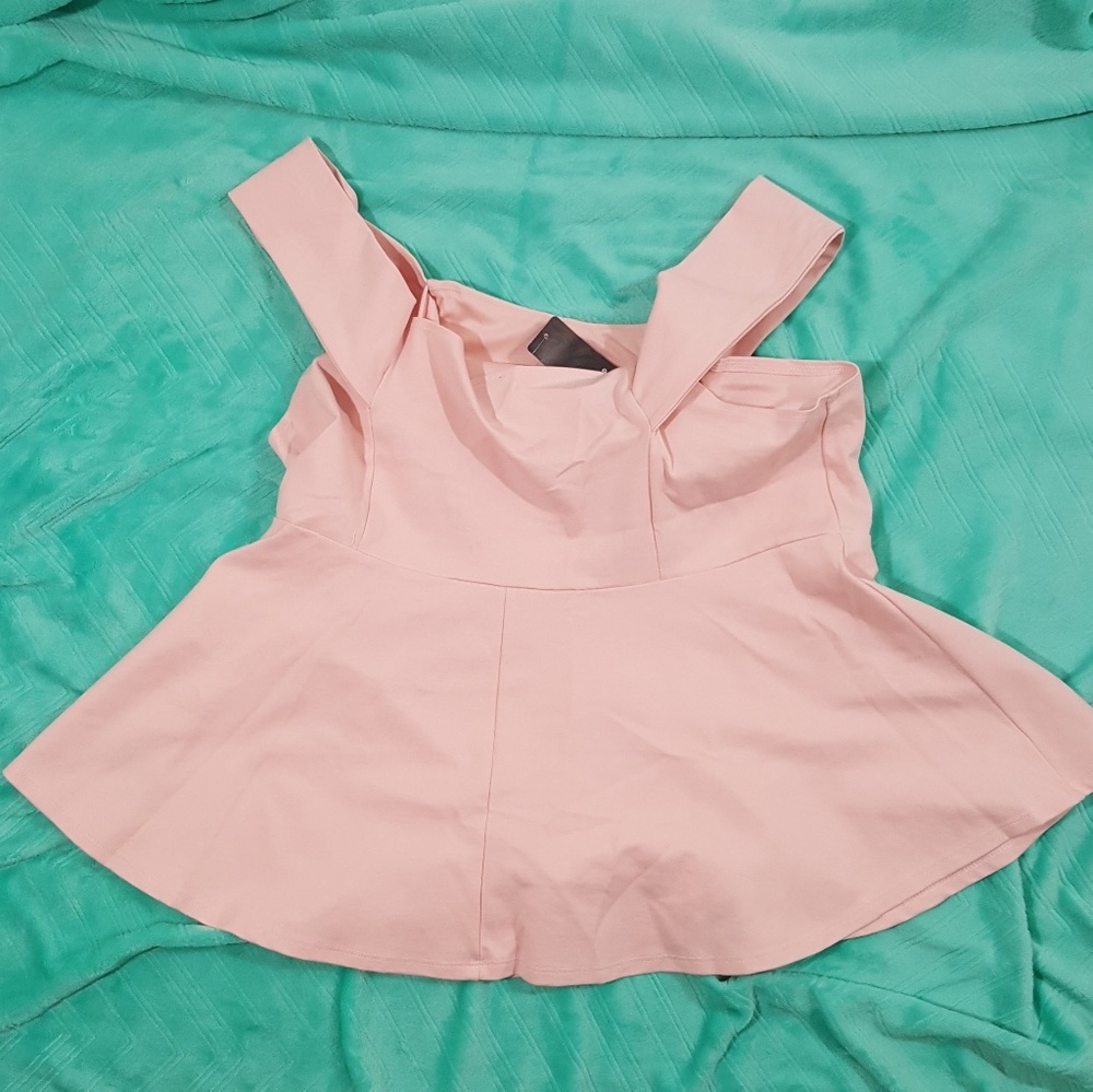NWT Torrid Peplum blouse size 3